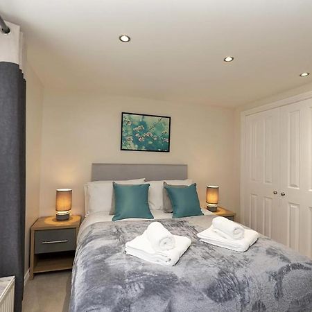 Luxury Station Apartment By Payman Club Cambridge  Exterior photo
