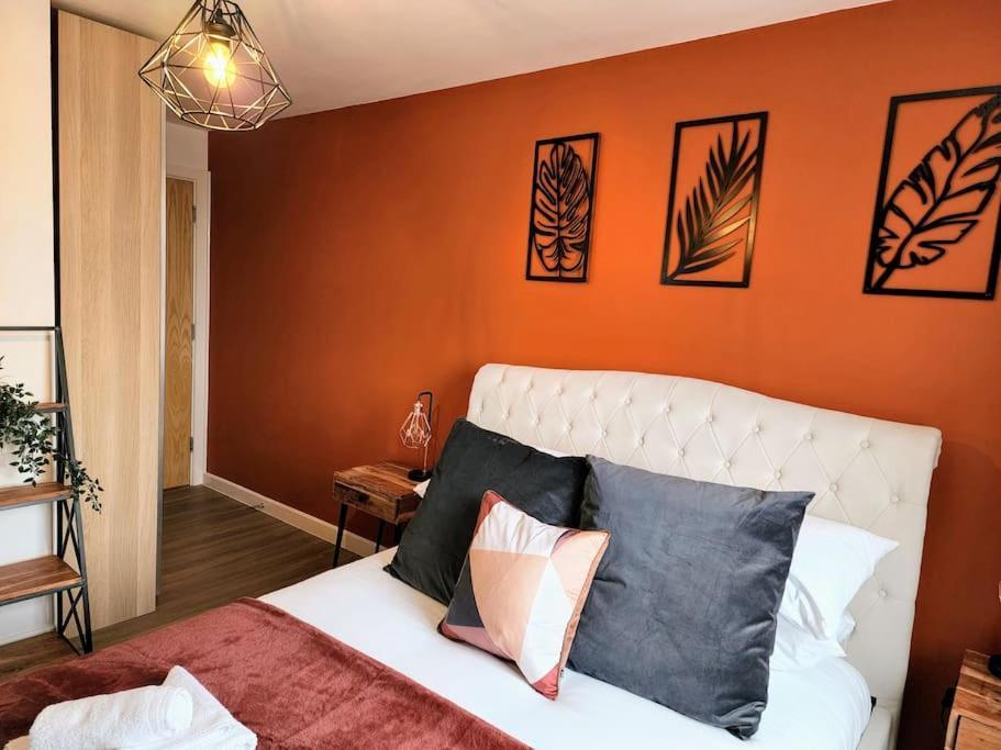 Luxury Station Apartment By Payman Club Cambridge  Exterior photo
